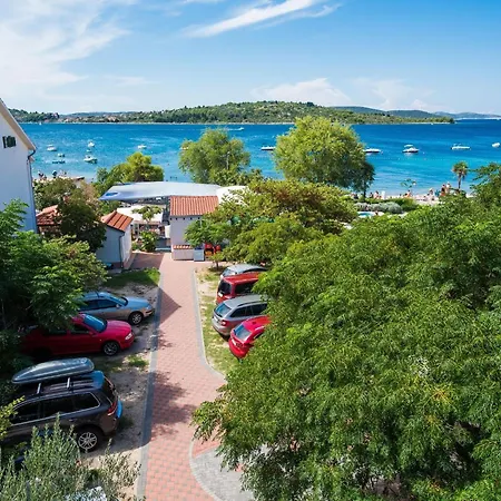 Daire One Bedroom With Balcony Srima